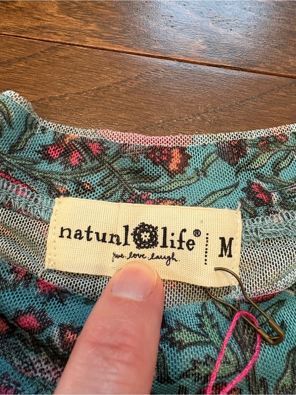 Natural Life Mesh Top Floral Print Teal Pink Short Sleeve NWT Medium Fits Small - Picture 2 of 9